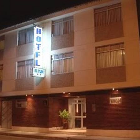 Hotel El Tumi 2 Huaraz  Buitenkant foto