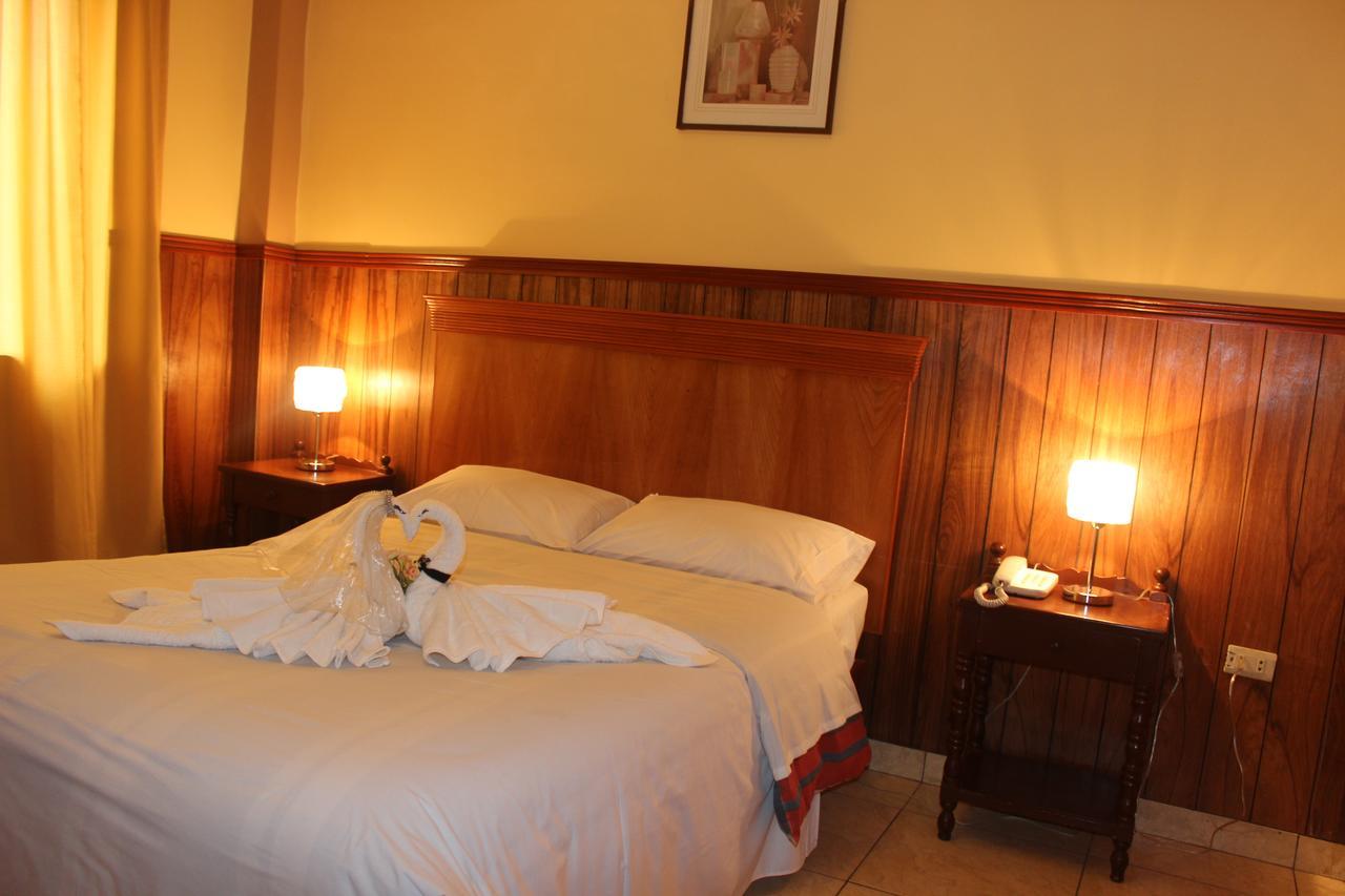 Hotel El Tumi 2 Huaraz  Buitenkant foto