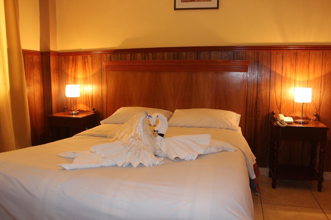 Hotel El Tumi 2 Huaraz  Buitenkant foto