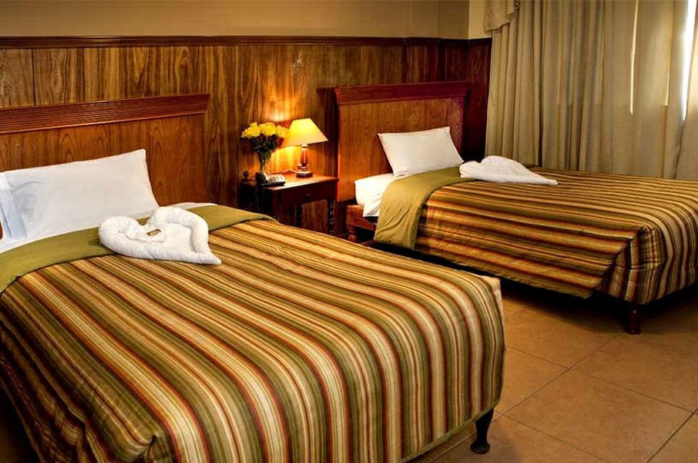Hotel El Tumi 2 Huaraz  Buitenkant foto